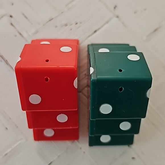 Hallmark Vintage 1992 Christmas Tree Salt & Pepper Shakers Red Green 2" T x 2.5" - Picture 5 of 6